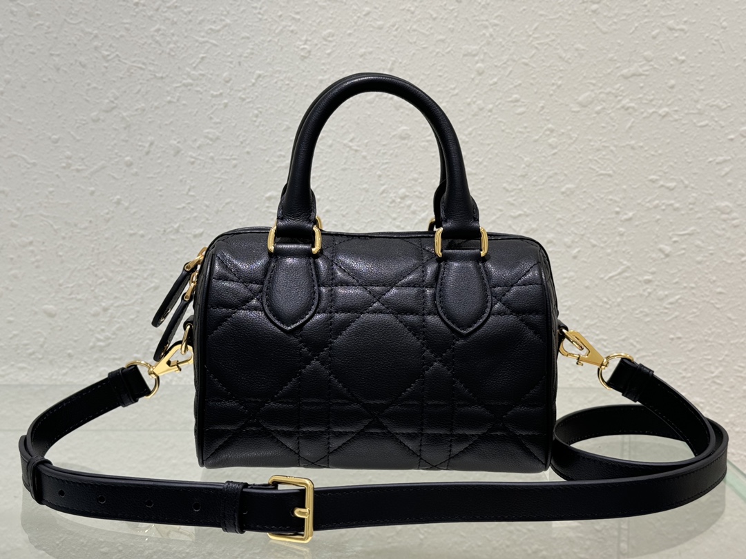 Dior Groove 20 Bag Black Macrocannage Calfskin